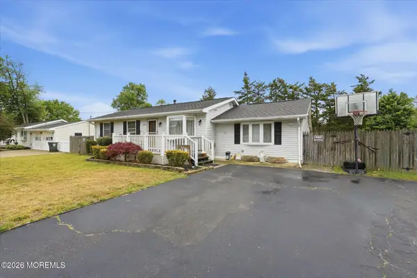 31 Georgian Boulevard, Jackson, NJ 08527