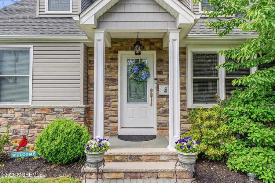 4 Douglas Road, East Brunswick, NJ 08816 - #3