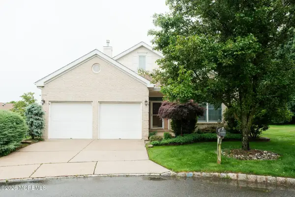 40 Sherwood Drive, Monroe, NJ 08831