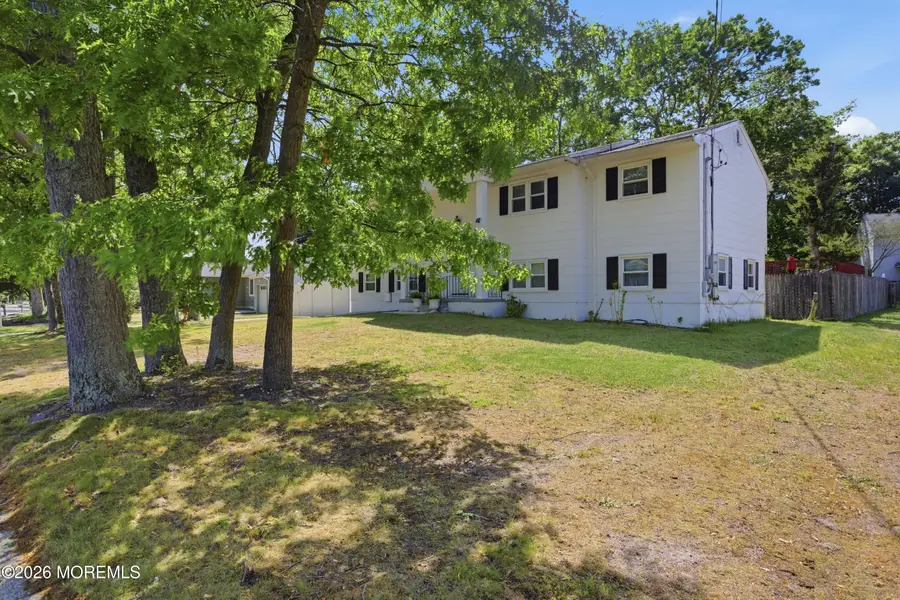 111 Oak Ridge Parkway, Toms River, NJ 08755 - #2