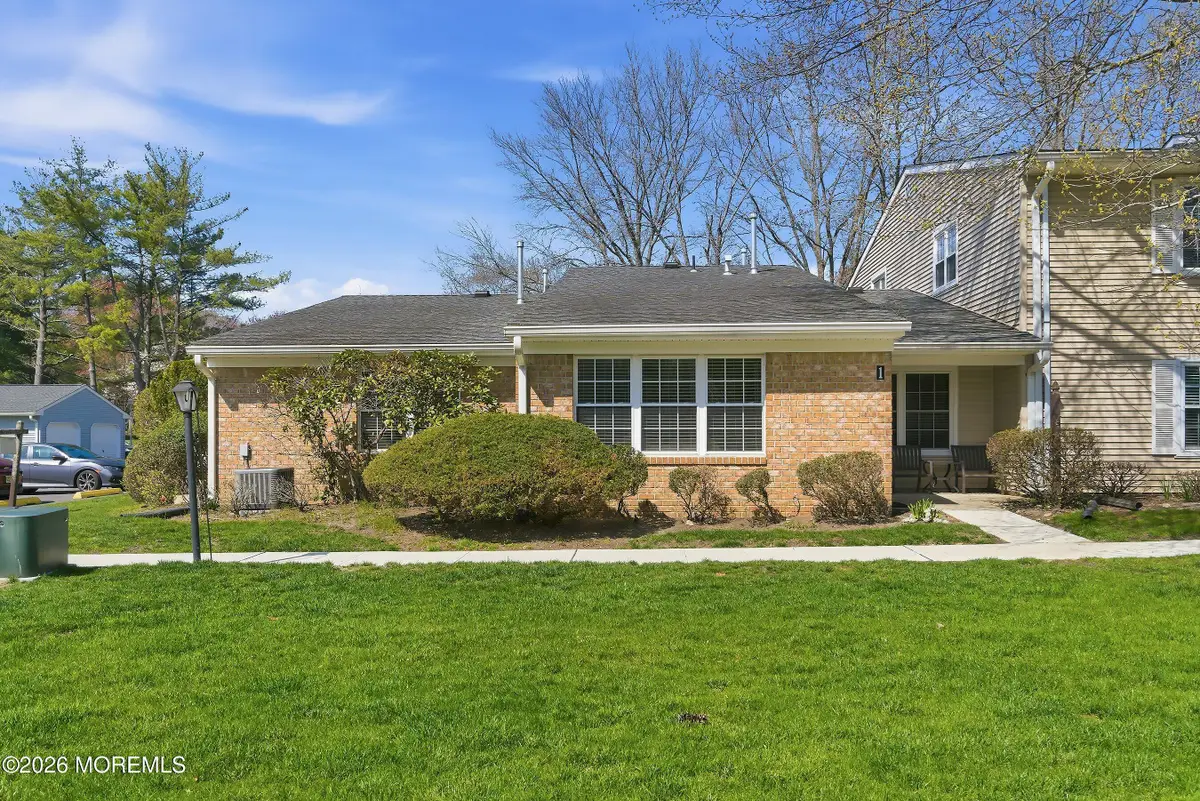 1 Boxwood Terrace #243, Red Bank, NJ 07701 - #1