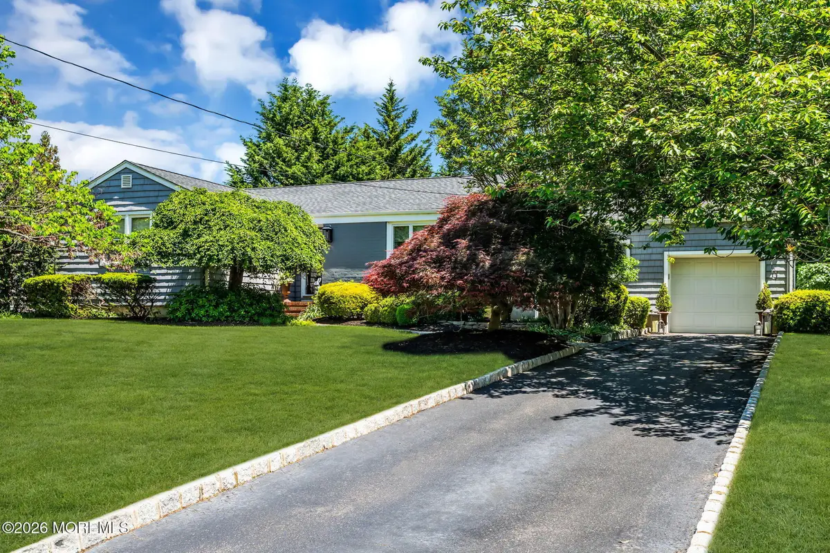 90 Queens Drive, Little Silver, NJ 07739 - #1