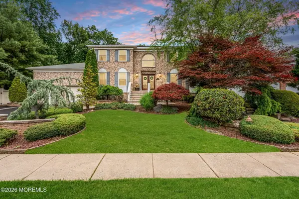 21 Ryan Road, Marlboro, NJ 07746