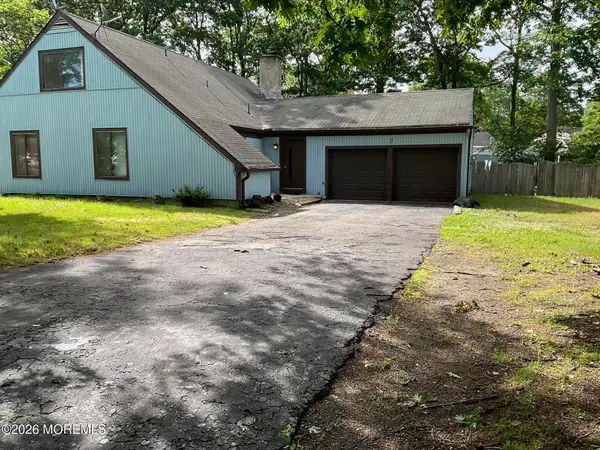 7 Winchester Drive, Jackson, NJ 08527