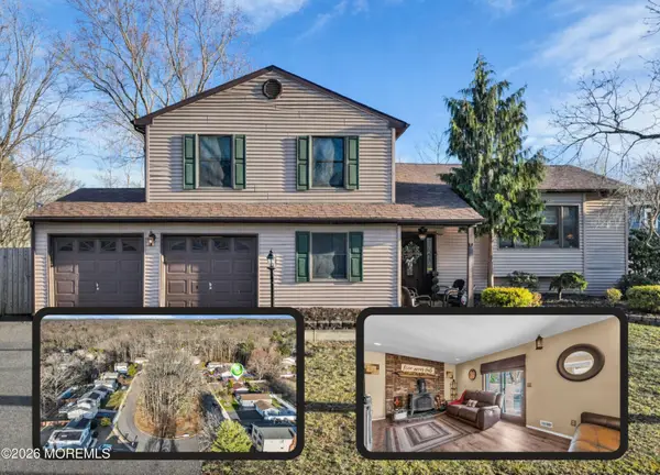 10 Cobblestone Court, Howell, NJ 07731