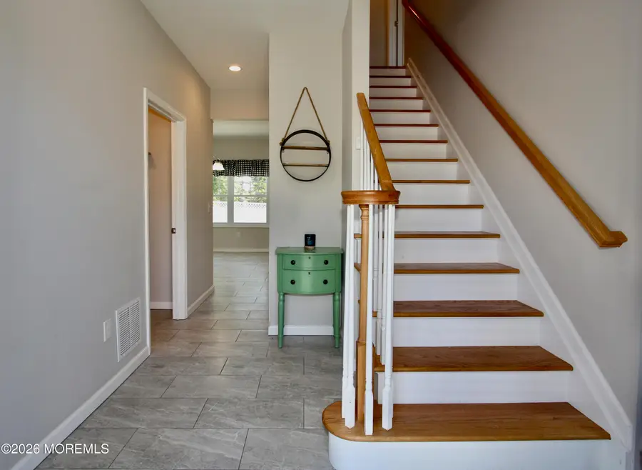 7 Victoria Lane, Neptune, NJ 07753 - #3