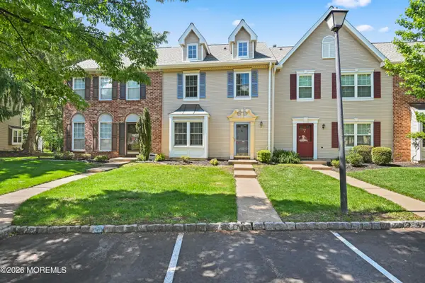 67 Albury Way, North Brunswick, NJ 08902