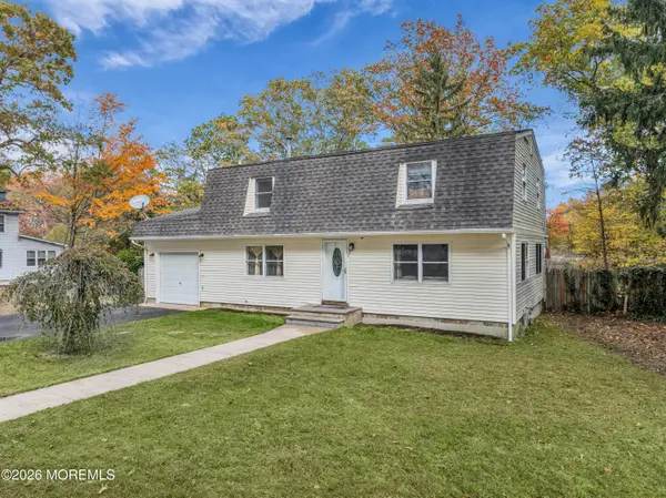 927 Indian Hill Road, Toms River, NJ 08753