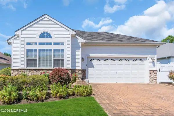 5 Ferrara Court, Manchester, NJ 08759