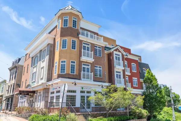 11 Wharf Avenue #3, Red Bank, NJ 07701