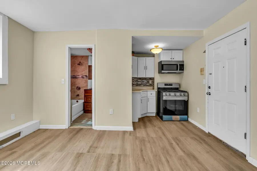305 Cator Avenue #1B, Jersey City, NJ 07305 - #3