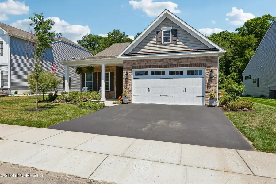 62 Sanctuary Lane, Farmingdale, NJ 07727 - #2