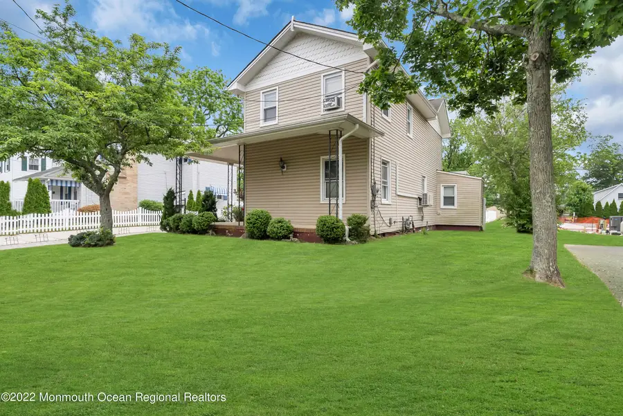 370 Park Avenue, Oakhurst, NJ 07755 - #2