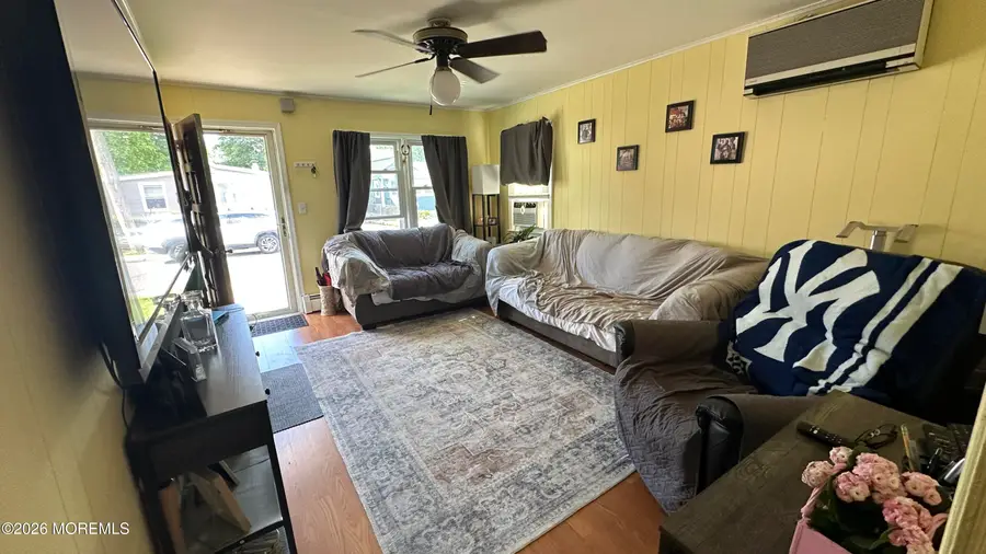 637 Sydney Avenue, Union Beach, NJ 07735 - #2