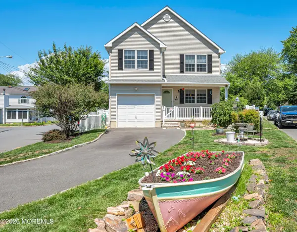 4 Wood Avenue, Middletown, NJ 07758