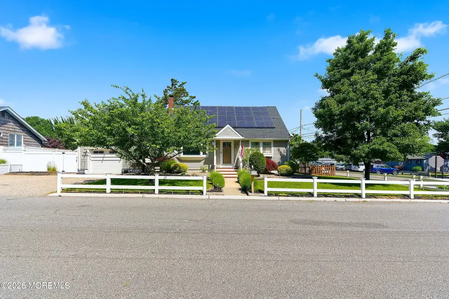 19 Harpoon Street, Beachwood, NJ 08722 - #2