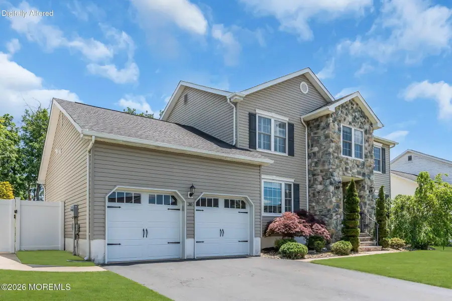 30 Deborah Lane, Howell, NJ 07731 - #3