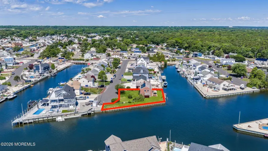 26 Culebra Avenue, Toms River, NJ 08753 - #3