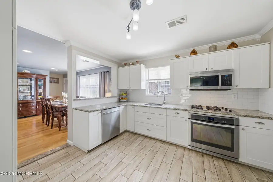 47 Kendall Drive, Parlin, NJ 08859 - #3