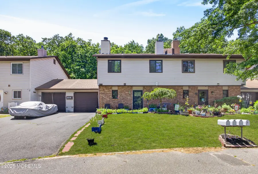6 Swan Road #1000, Howell, NJ 07731 - #3