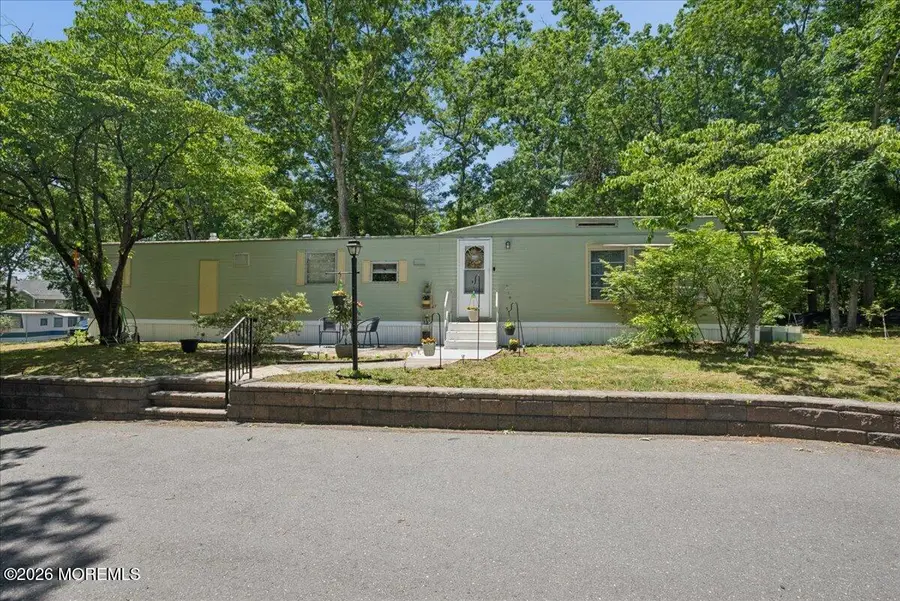 2300 Massachusetts Avenue #15, Toms River, NJ 08755 - #2