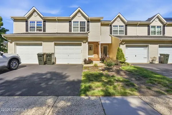 23 Lucia Court, Aberdeen, NJ 07747