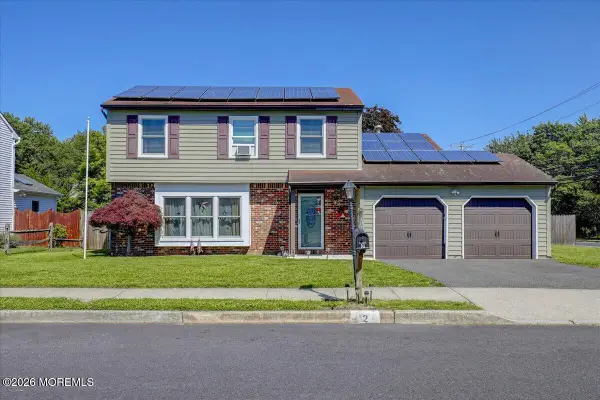 2 Annie Drive, Howell, NJ 07731