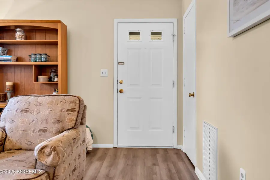 601 Mistletoe Avenue #9, Point Pleasant, NJ 08742 - #3