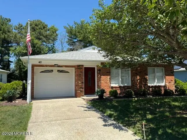 42 Lauren Lane, Brick, NJ 08723 - #1