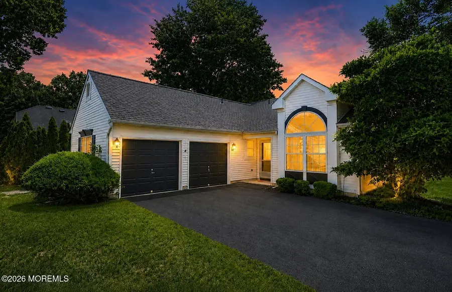 21 Tudor Court, Jackson, NJ 08527 - #2