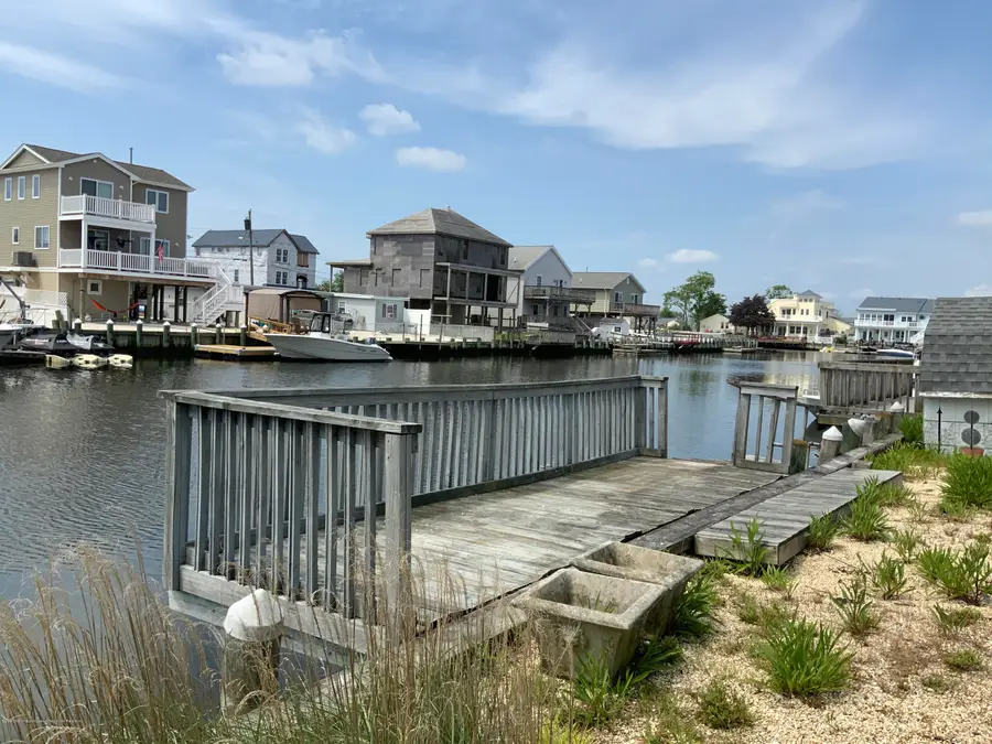 33 Dory Drive, Mystic Island, NJ 08087 - #2