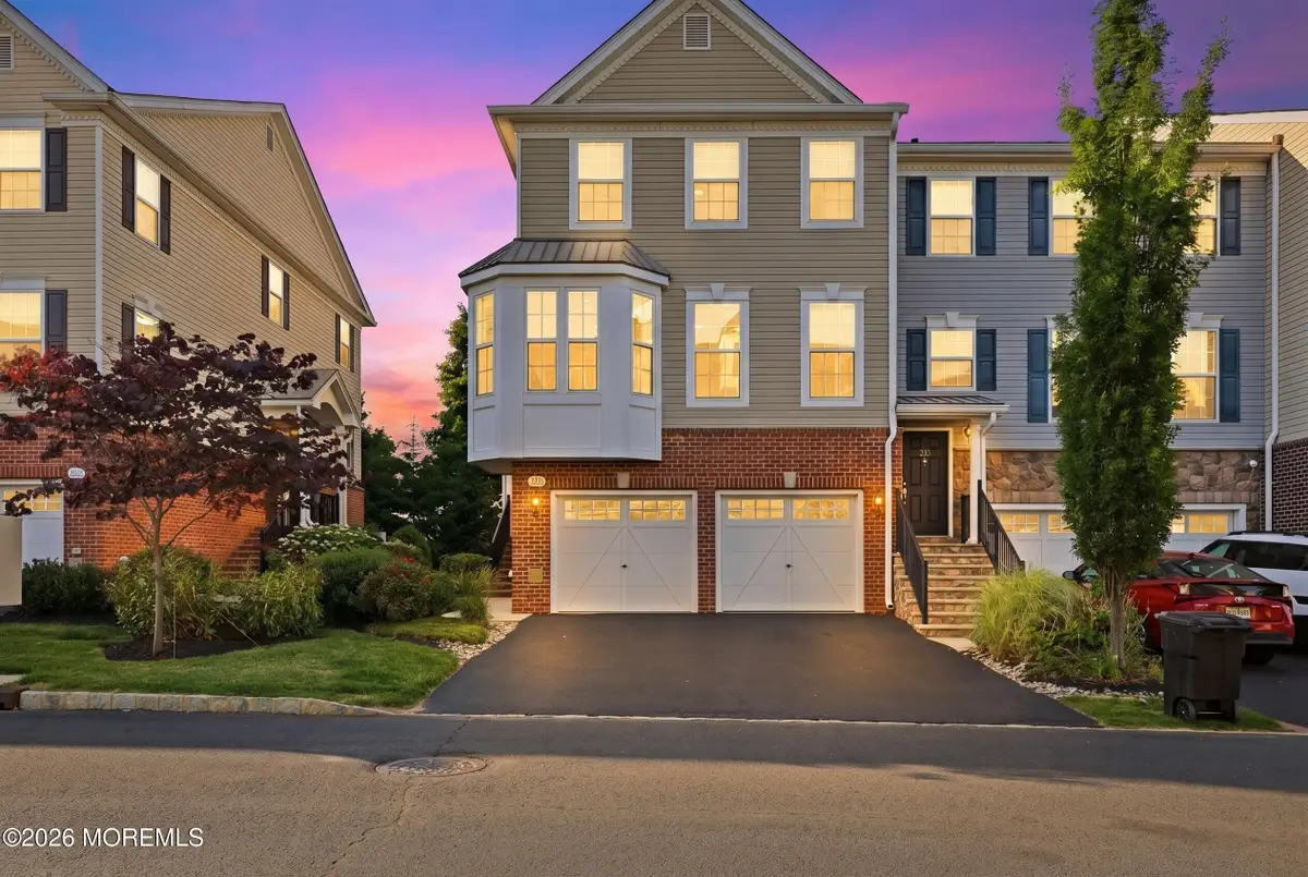 330 Princeton Court, Shrewsbury, NJ 07702 - #1