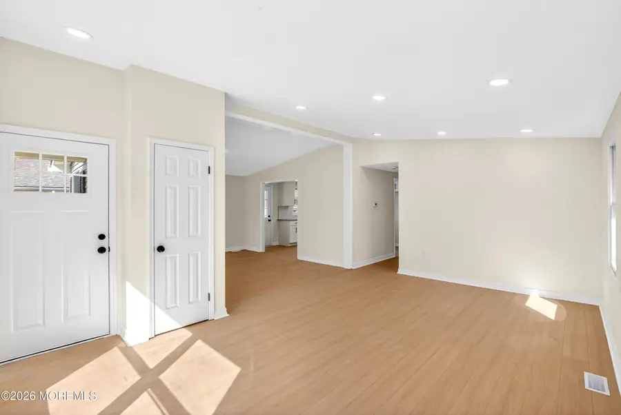 17 Brookview Lane, Manalapan, NJ 07726 - #3