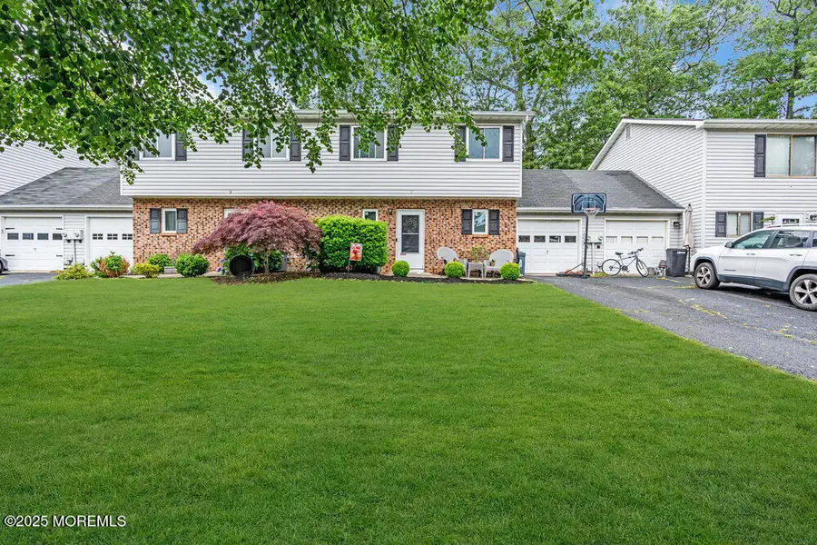2 Elizabeth Court, Howell, NJ 07731 - #2