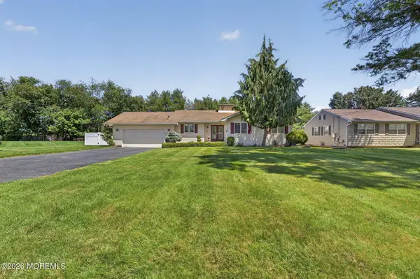 1 Traymore Road, Freehold, NJ 07728