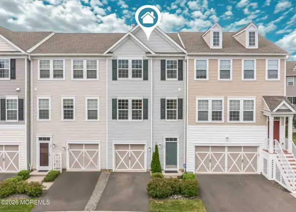 123 Beacon Lane, Eatontown, NJ 07724