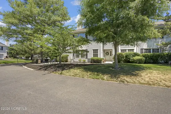 37 Racquet Road, Wall, NJ 07719