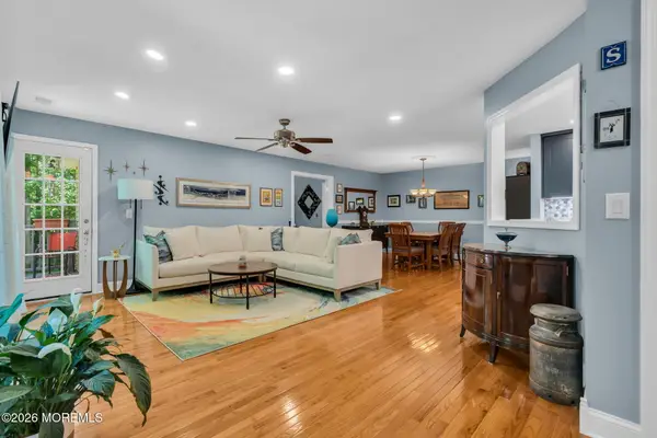 364 Mayfair Place, Morganville, NJ 07751