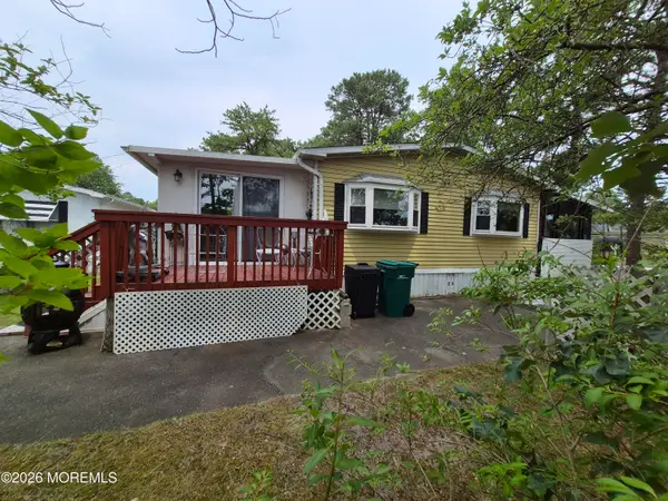 53 Panda Lane, Whiting, NJ 08759