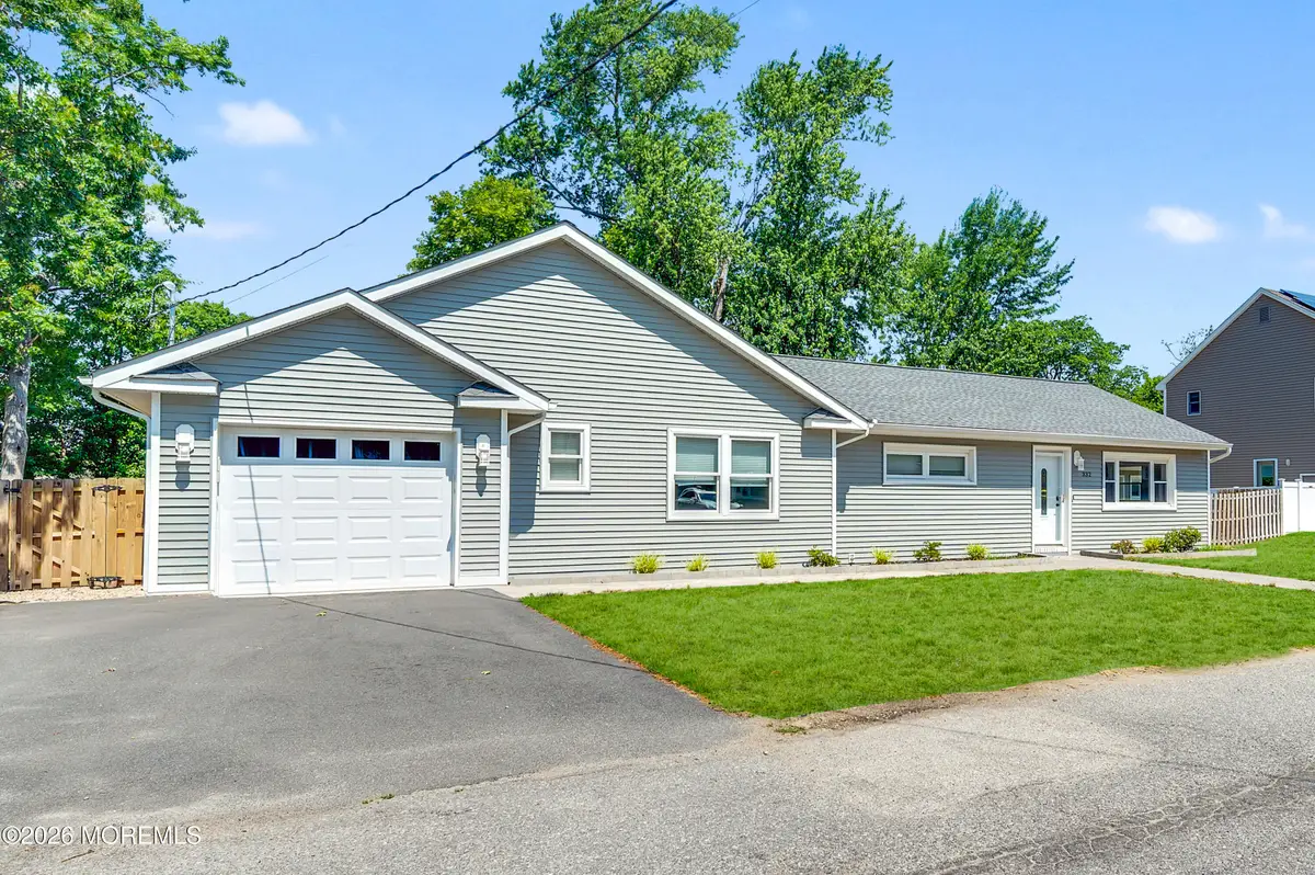 332 Beach Avenue, Beachwood, NJ 08722 - #1