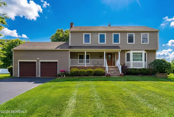 7 Devon Drive, Manalapan, NJ 07726
