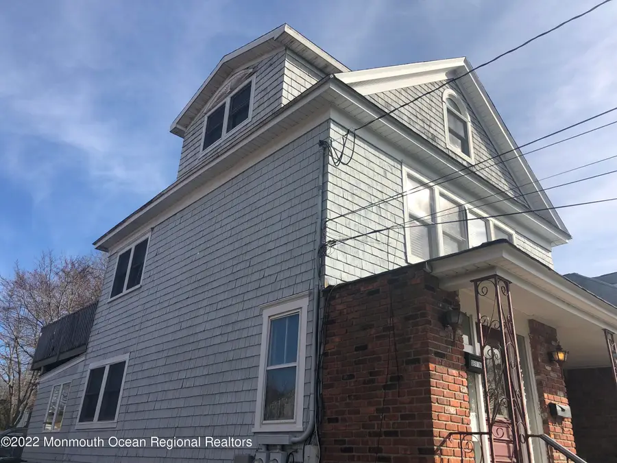 267 Roosevelt Avenue, Oakhurst, NJ 07755 - #2