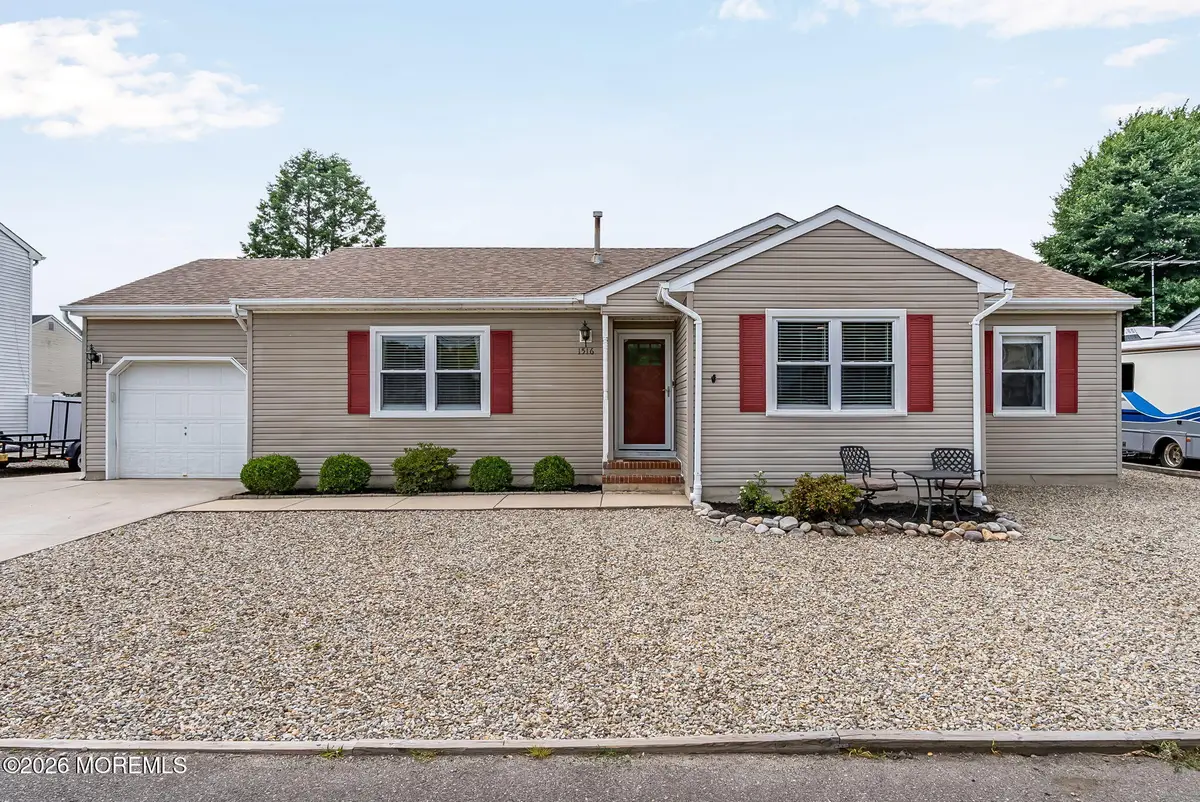 1516 Mizzen Avenue, Beachwood, NJ 08722 - #1