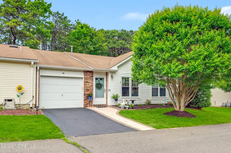 28 Nicole Court, Lakewood, NJ 08701 - #3