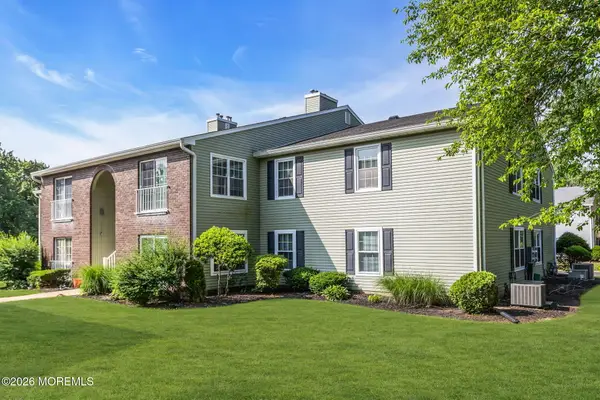 510 Harding Road #8, Freehold, NJ 07728