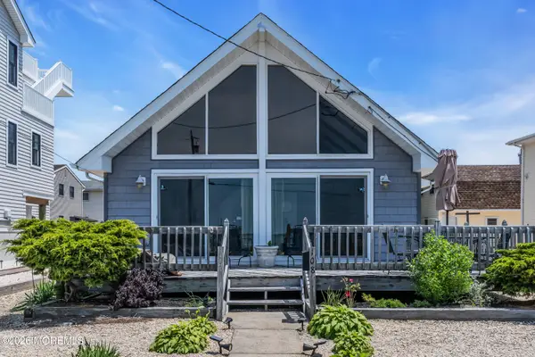 108 Shore Avenue, Surf City, NJ 08008