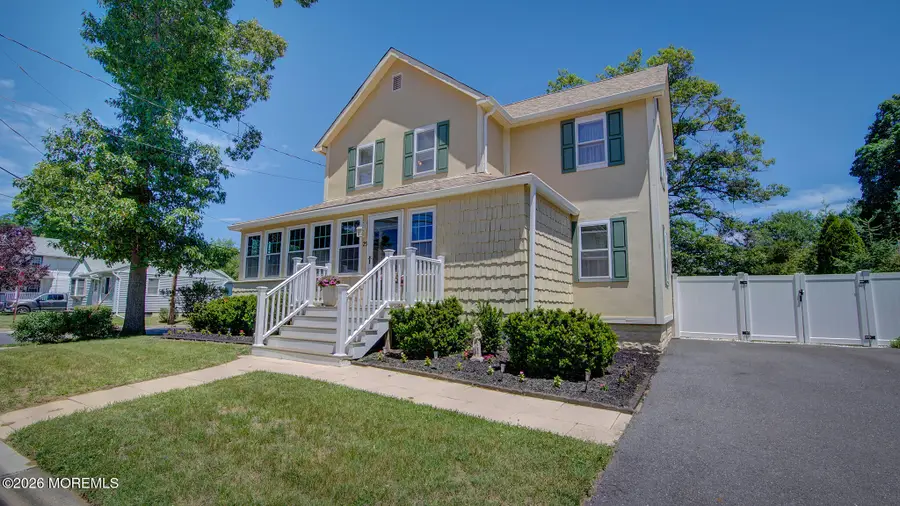 25 Lake Avenue, Helmetta, NJ 08828 - #3