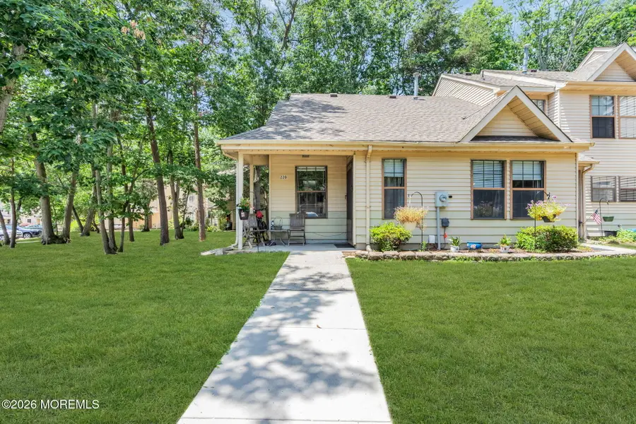 220 Azalea Circle, Jackson, NJ 08527 - #2