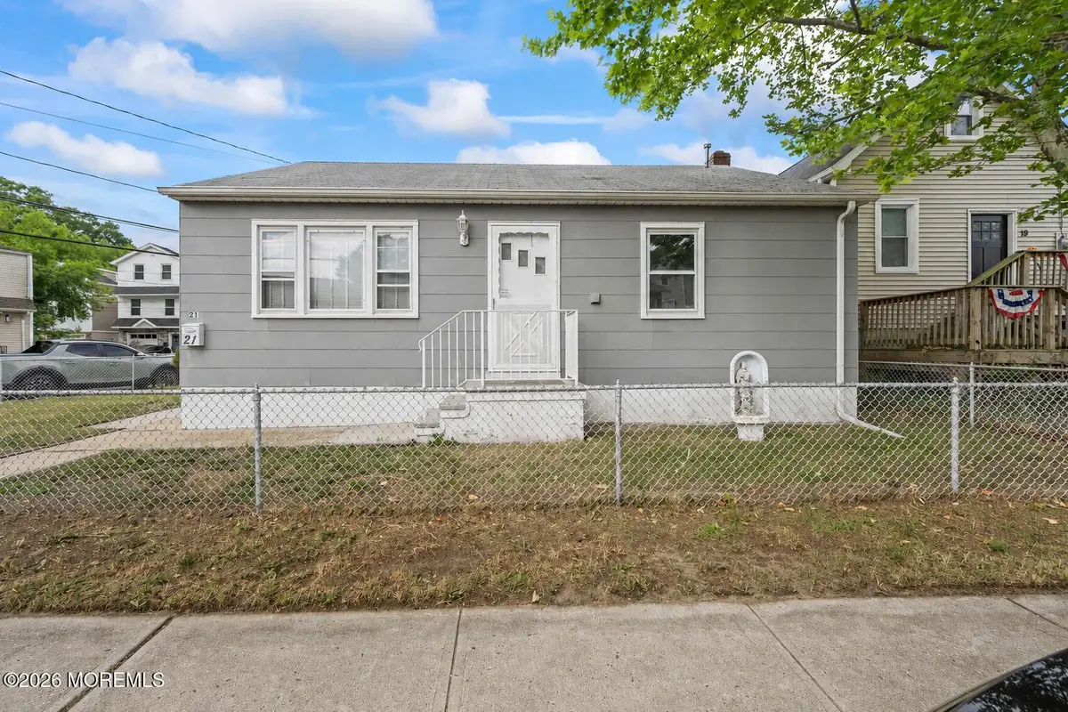 21 Shore Street, Keansburg, NJ 07734 - #1