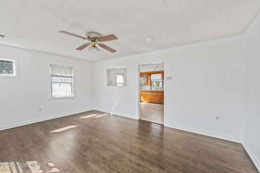 21 Shore Street, Keansburg, NJ 07734 - #3